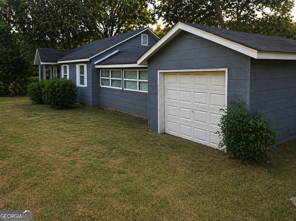 Photo of 2106 Melton Avenue, Macon, GA 31217 (MLS # 10753571)