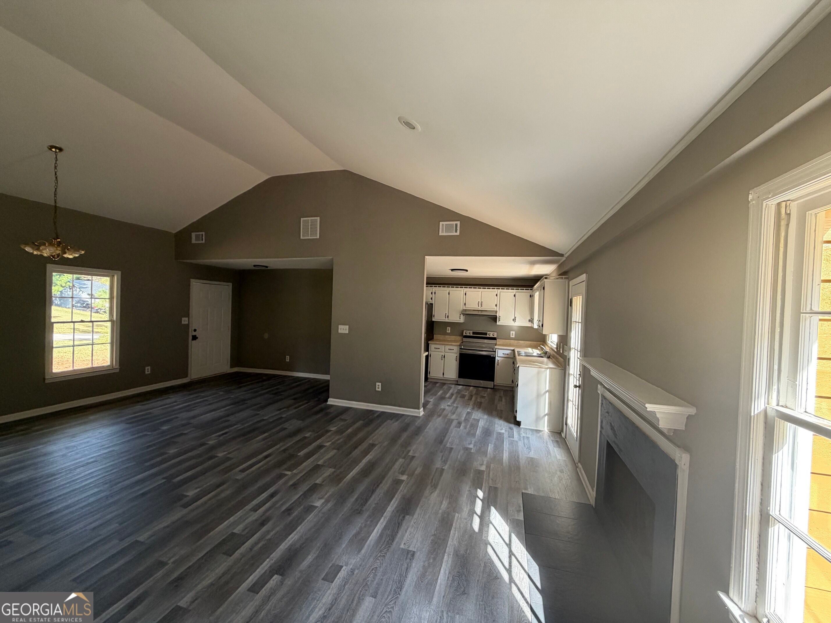 55 Valley CT