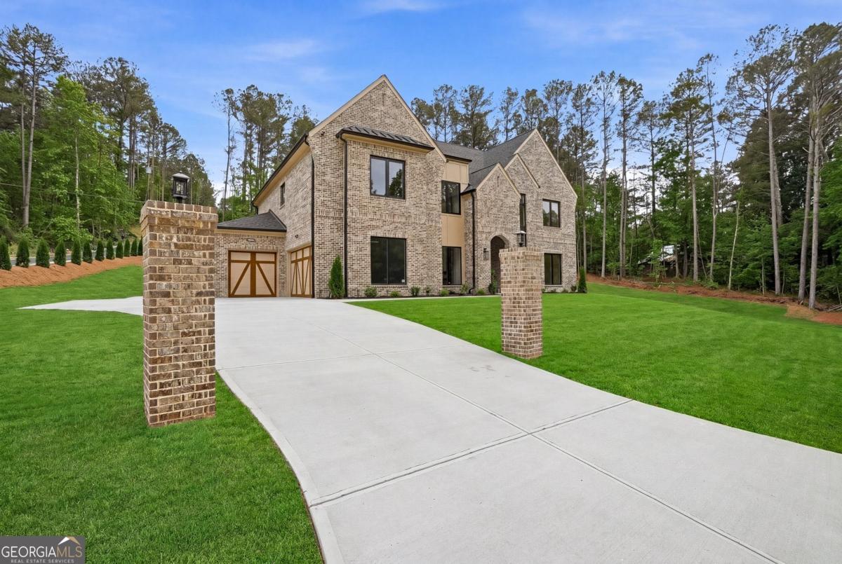 1557 Whitley Rd