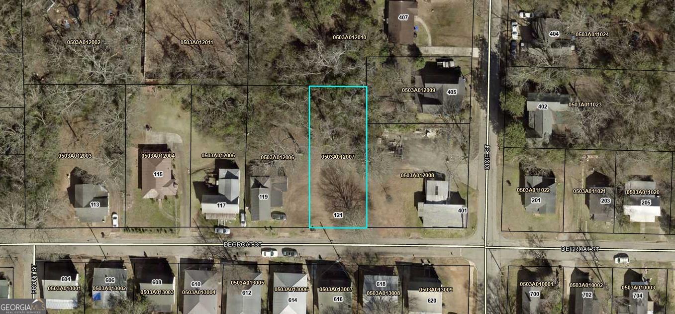 Vacant Lot. Perfect for building/development. Minutes from downtown.