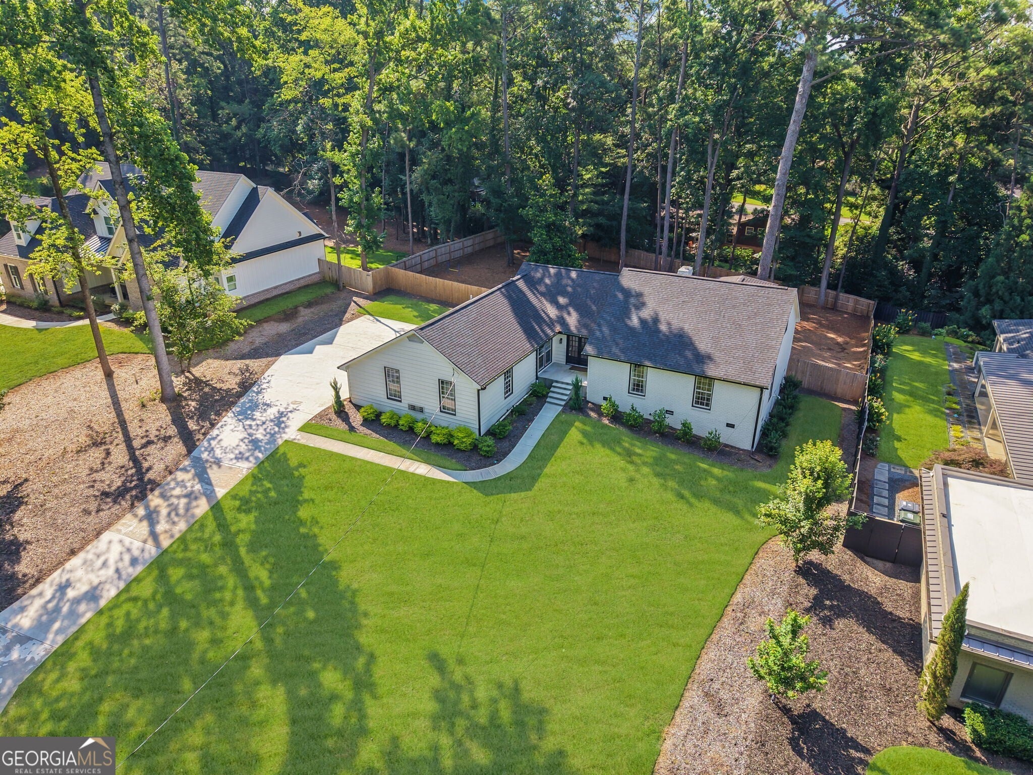 514 Dogwood CIR