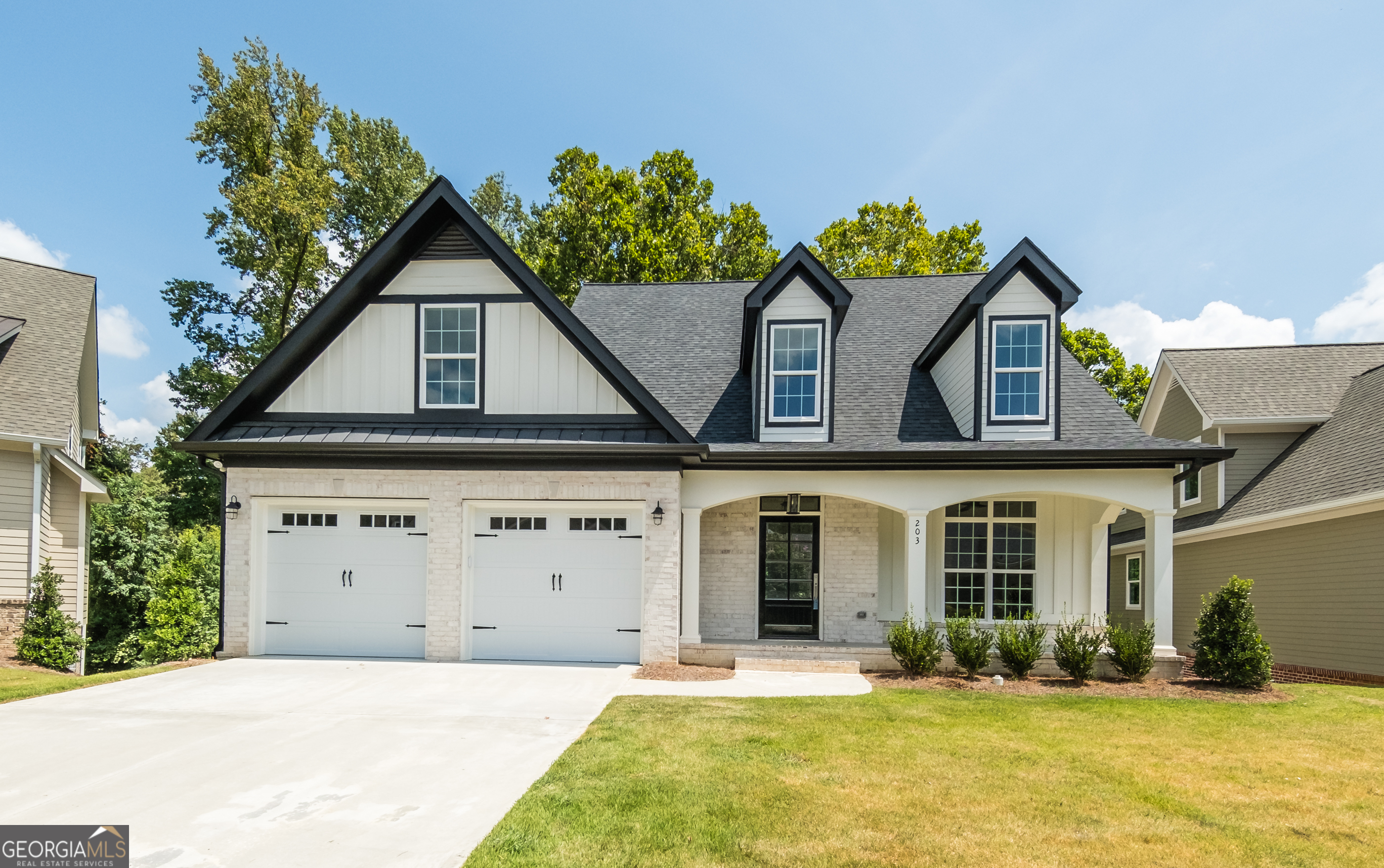 203 Oberon PL N