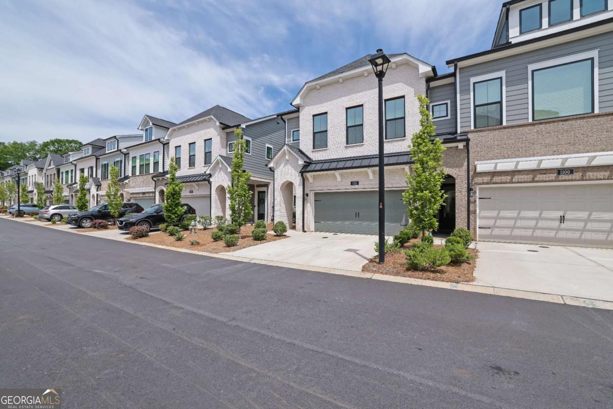 1110 Harper DR