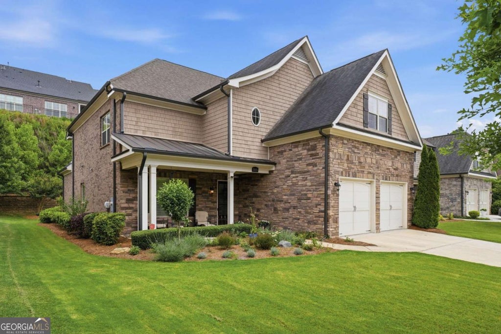 Photo of 5925 Overlook Club Circle, Suwanee, GA 30024 (MLS # 10782577)