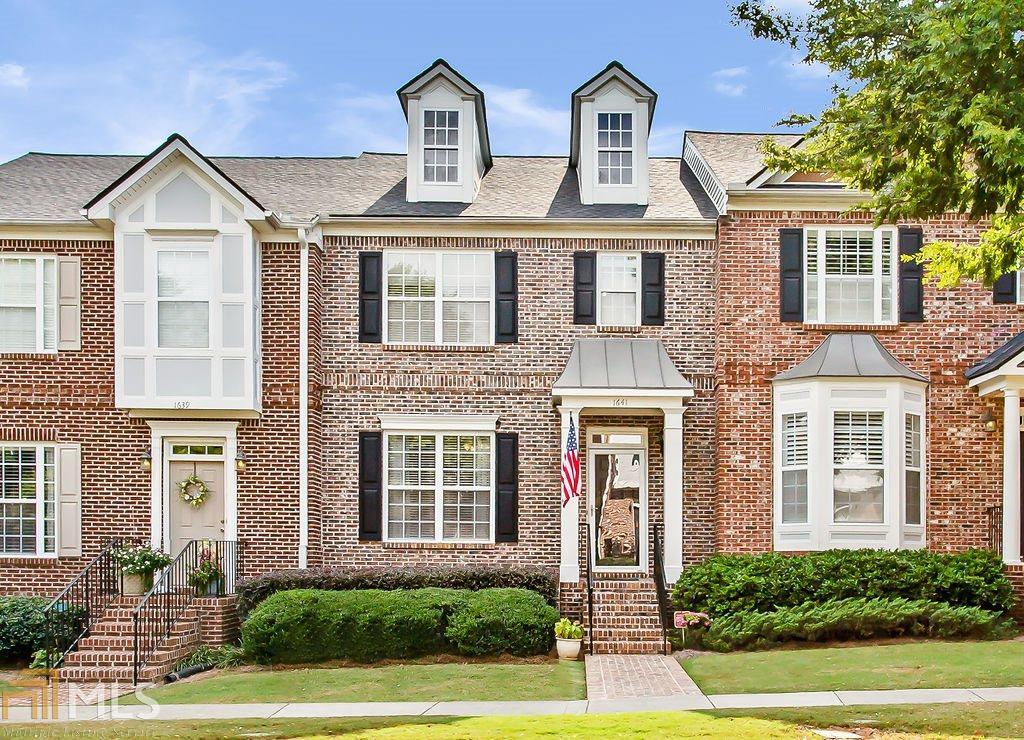 Gorgeous townhome in gated community in incredibly popular & convenient area of Kennesaw! Move-in ready, this unit has been perfectly maintained by its one owner! Larger than average driveway, Finished room & bath in basement, Trex decking, 1 year old roofing, attic vent fan, 1 year old refrigerator & dishwasher, 2 year old water heater, locking storm doors with screens & many more upgrades! This home is walking distance from Kennesaw Mtn & Kennesaw Battle Nat'l Park! Minutes from Publix & Whole Foods, Barrett Pkwy, Town Center Mall, & close to I-75 & 575 access!