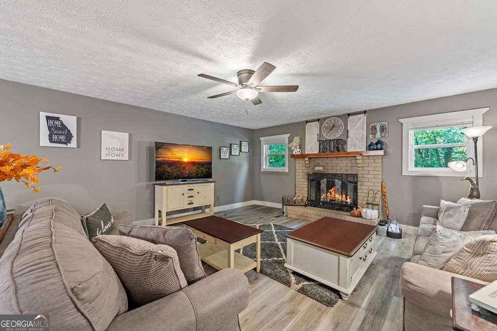 475 Hamilton RD