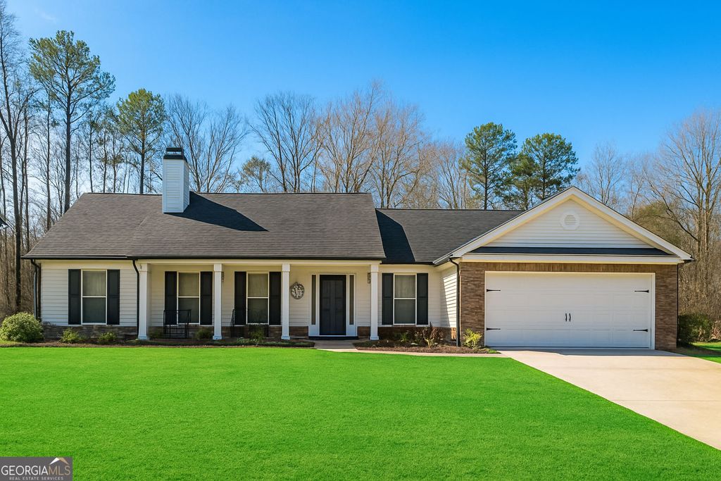 Photo of 144 Briar Rose Boulevard, Jefferson, GA 30549 (MLS # 10705847)
