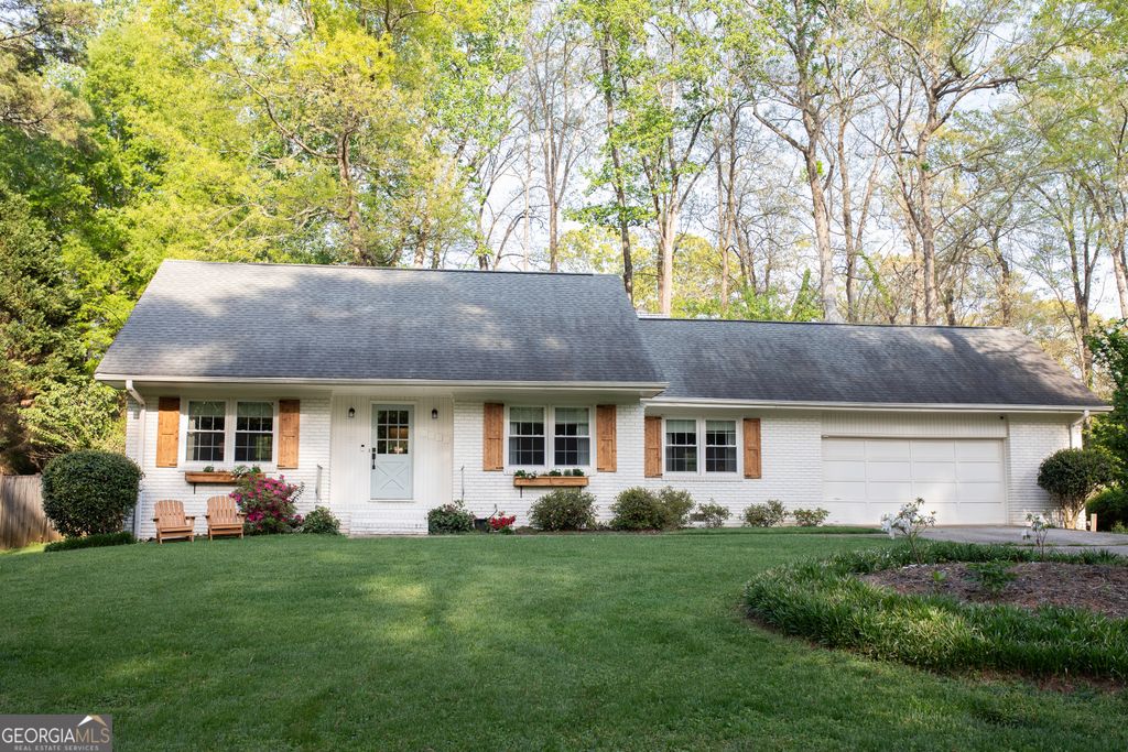 Photo of 1691 Sterling Trail SW, Marietta, GA 30008 (MLS # 10770446)
