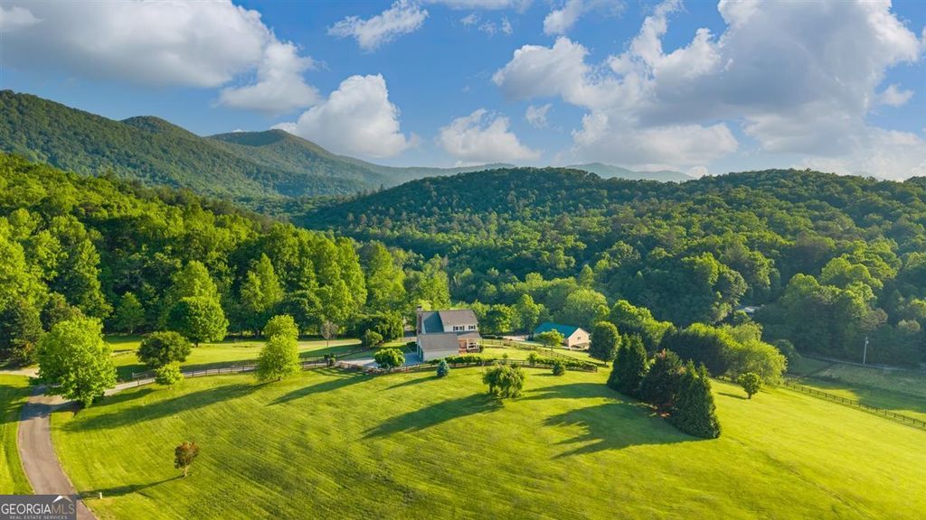 Photo of 166 Richard Road, Blairsville, GA 30512 (MLS # 10766629)