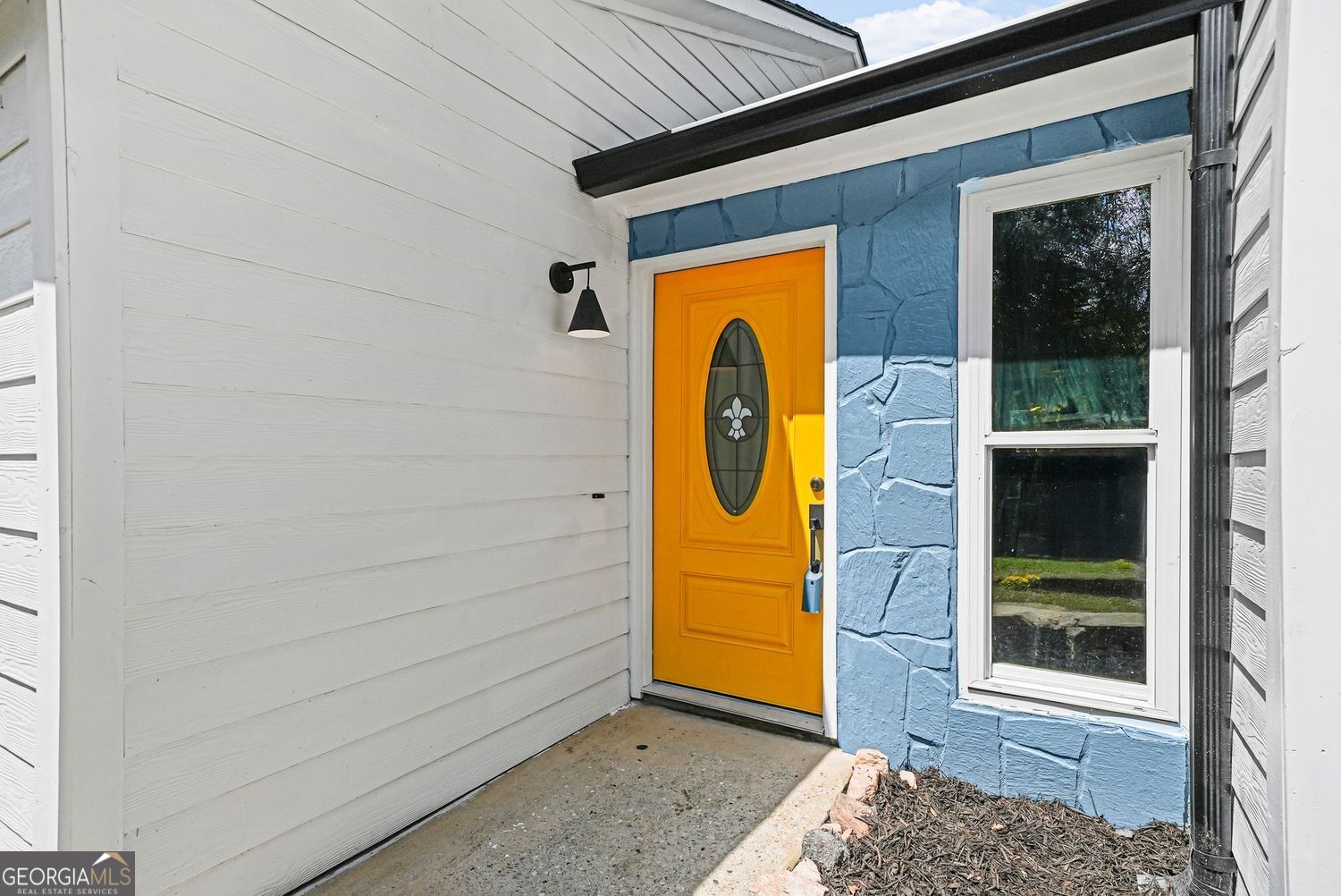 612 Towngate BLVD