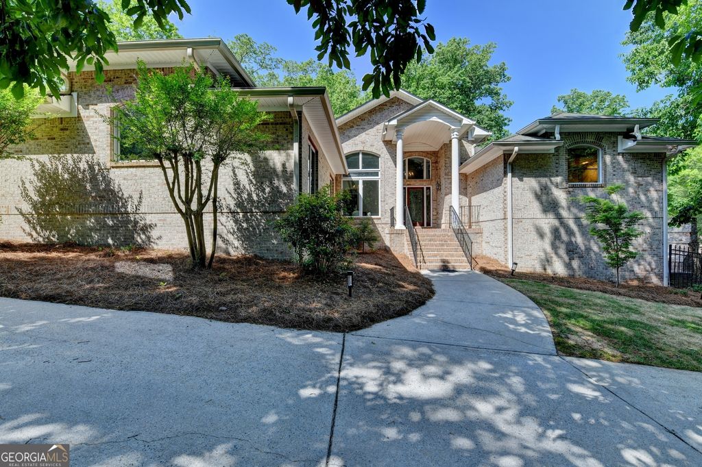 Photo of 6640 Shady Grove Road, Cumming, GA 30041 (MLS # 10741413)