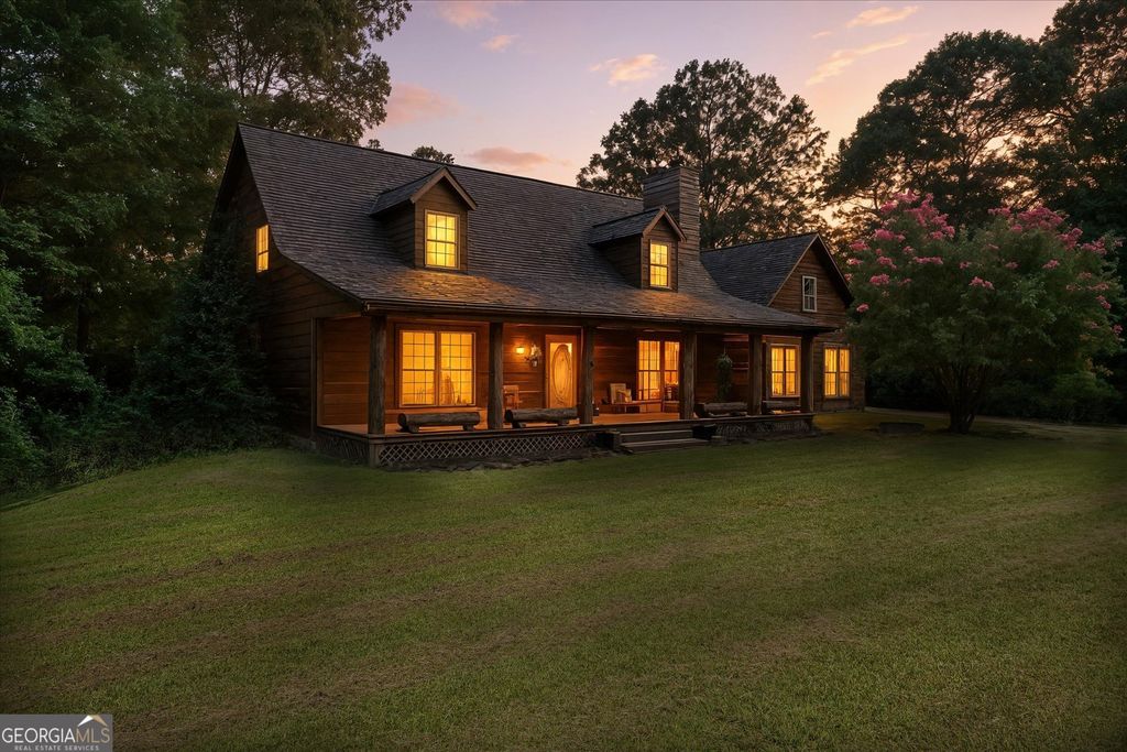 Photo of 324 Bethany Street, Tallapoosa, GA 30176 (MLS # 10759048)