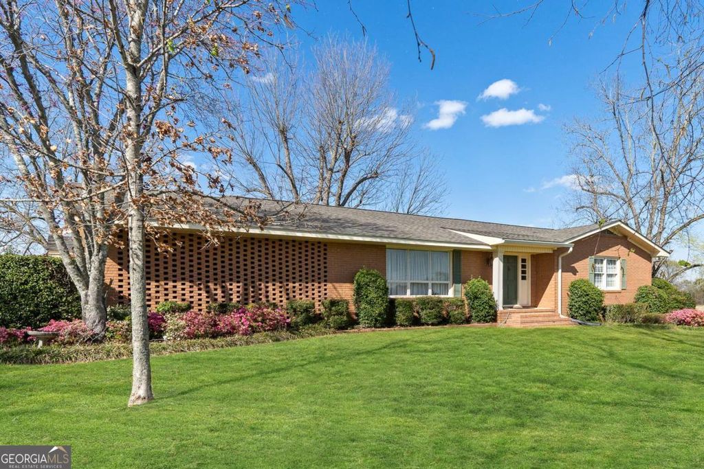 Photo of 56 Claymont Road, Mcintyre, GA 31054 (MLS # 10757341)