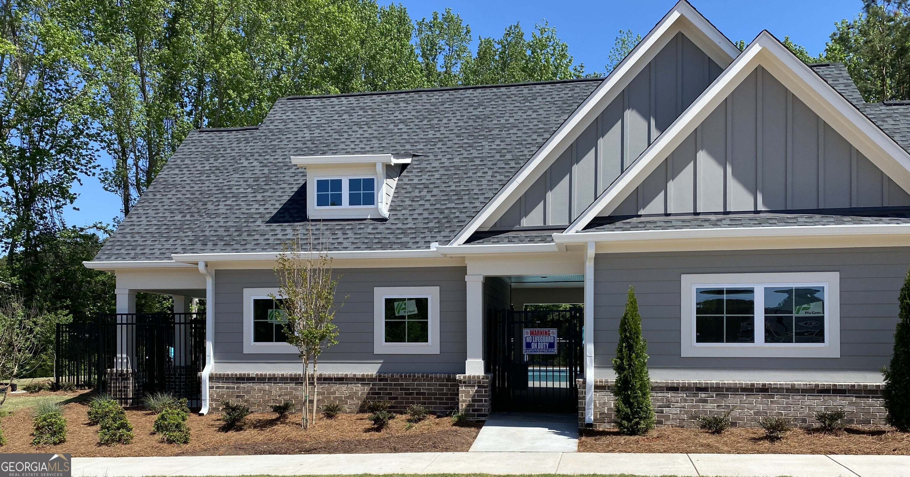 8347 Columbia CT