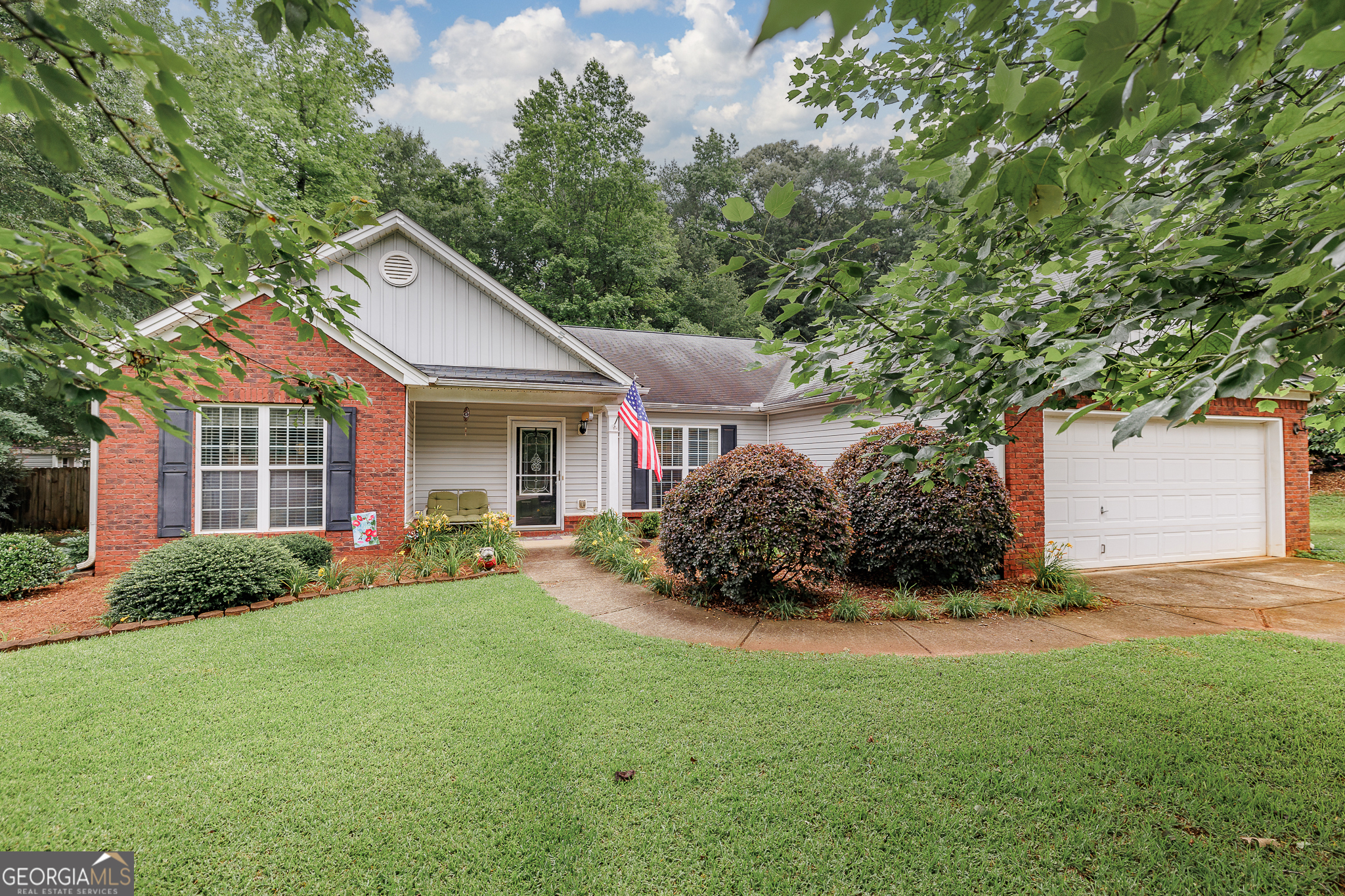 HIGHLY SOUGHT AFTER JEFFERSON CITY SCHOOLS! Welcome home to River Mist Subdivision and a VERY WELL MAINTAINED home in a quiet, cul-de-sac street. Beautiful 3 BR / 2 BA split bedroom ranch plan with Open concept living spaces that work seamlessly while entertaining! Dining room includes wainscoting, a picture window, & opens into the family room and kitchen. The kitchen boasts heavy wooded ornate cabinets, a serving bar, plenty of prep spaces, and an eat-in breakfast area overlooking the lovely privacy fenced backyard. Owner's Suite includes a spacious sitting area and trey ceilings. Owner's Bath includes a gorgeous tile surround garden tub, dual cultured marble vanities, and a walk in shower. This backyard is a private oasis complete with a patio and a covered deck. Tiered garden steps lead you to a 10 x 10 workshop with electricity and a private rocker to relax in the green tree canopy. A Great neighborhood close to Hwy 129, I-85, shopping, and schools! Very competitive price for square footage!