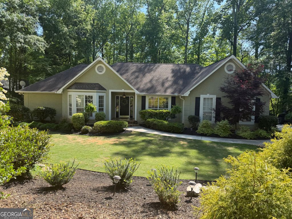 Photo of 20 Audubon Point, Newnan, GA 30265 (MLS # 10761127)