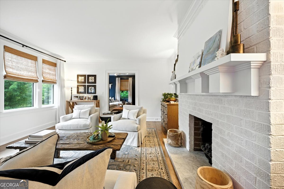 3375 Vista CIR