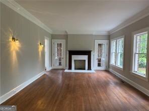 1098 Oakdale RD NE