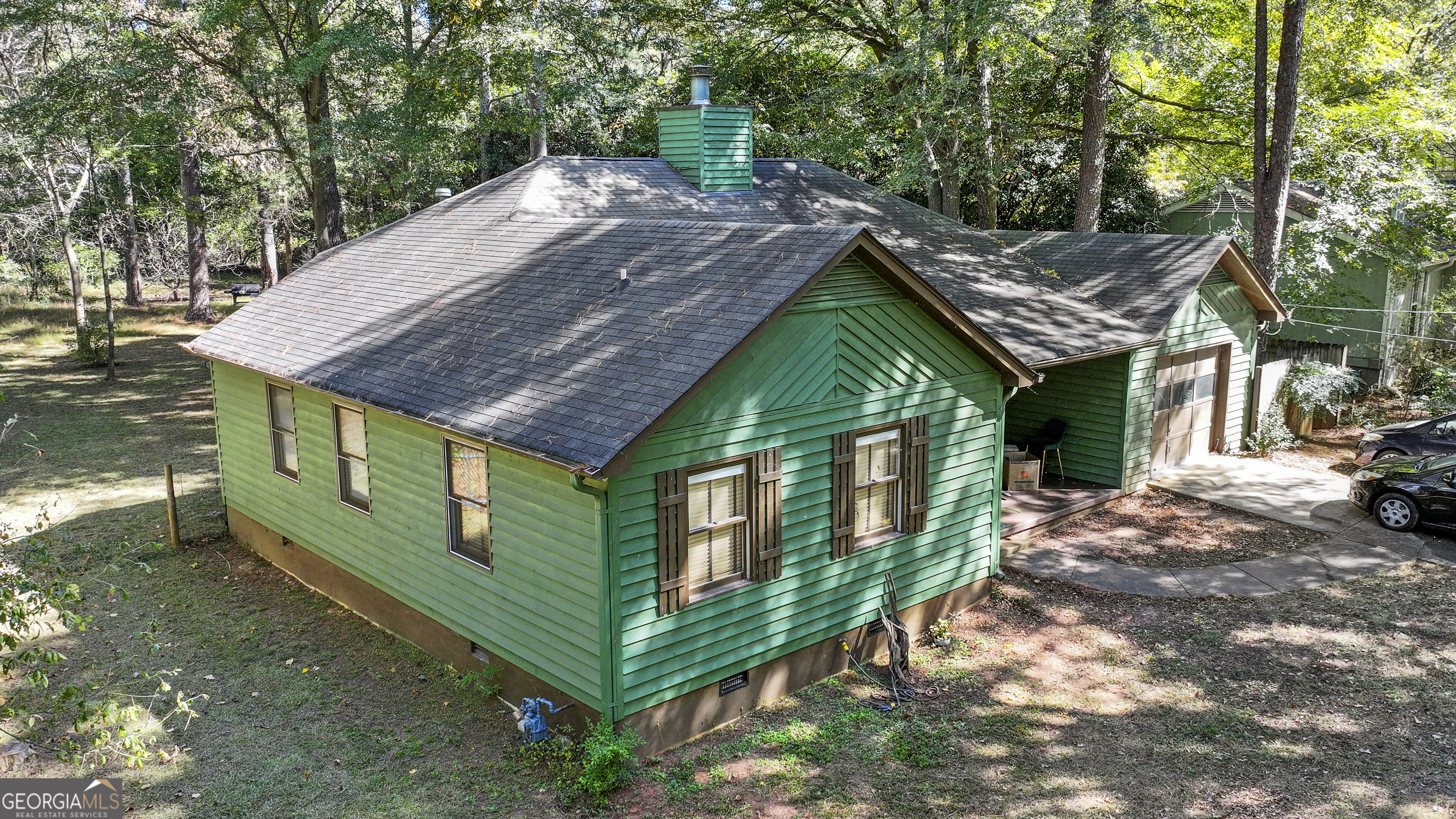 190 Honeytree DR