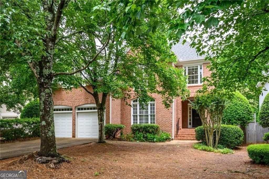 Photo of 1034 Saint James Crossing, Brookhaven, GA 30319 (MLS # 10738022)