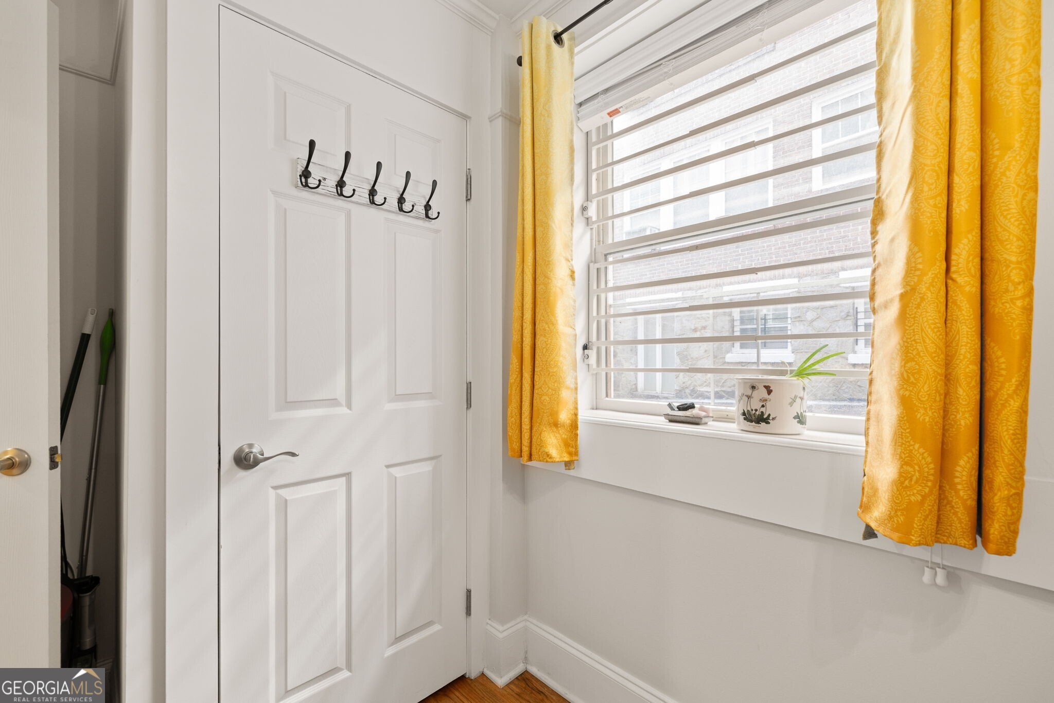 The Plaza @ 14th Street - Residential Income