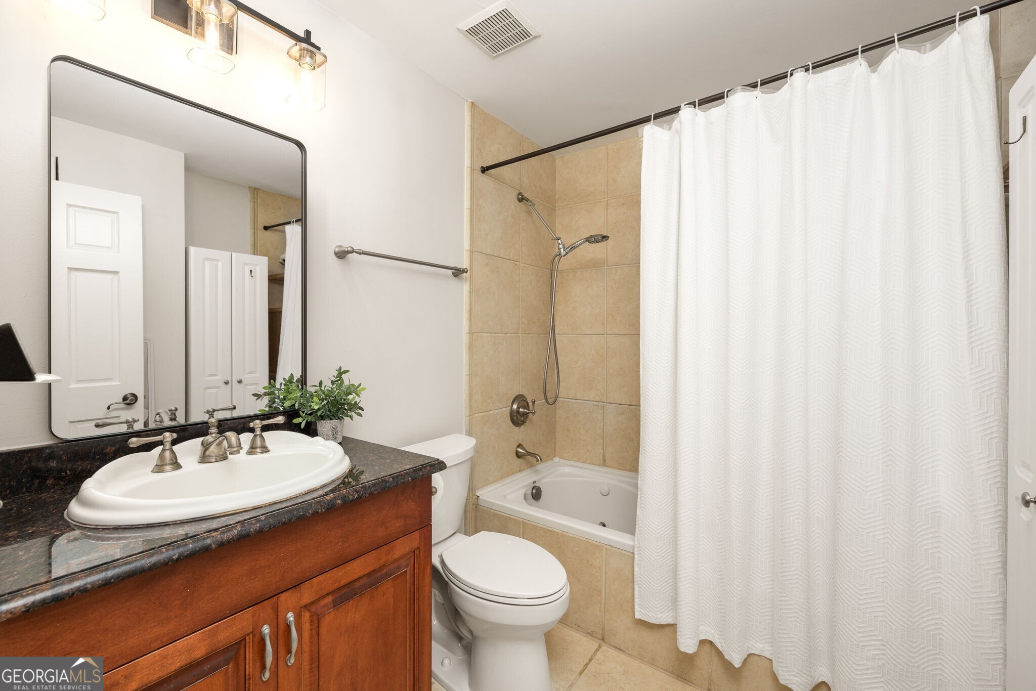 The Plaza @ 14th Street - Residential Income