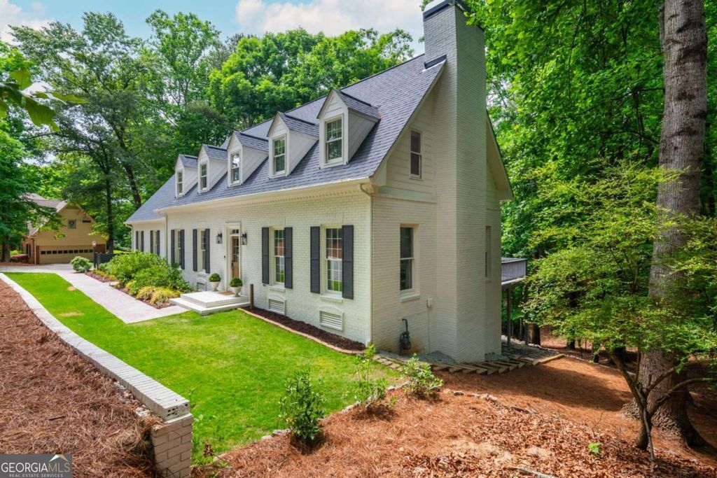 Photo of 1250 Northcliff Trace, Roswell, GA 30076 (MLS # 10764877)