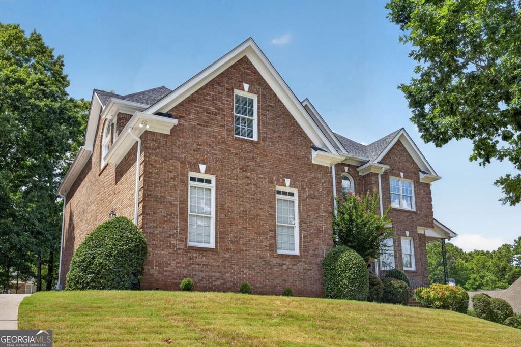 Photo of 133 Saint Marks Drive, Stockbridge, GA 30281 (MLS # 10839258)