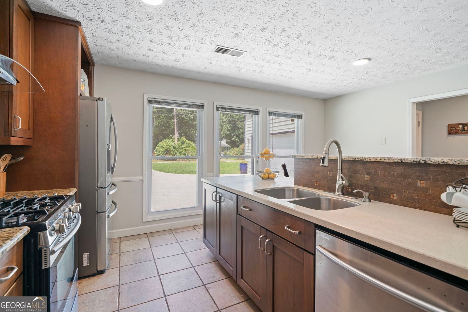 Suwanee, Georgia 30024, United States, 3 Bedrooms Bedrooms, ,2 BathroomsBathrooms,Residential,Active,192313