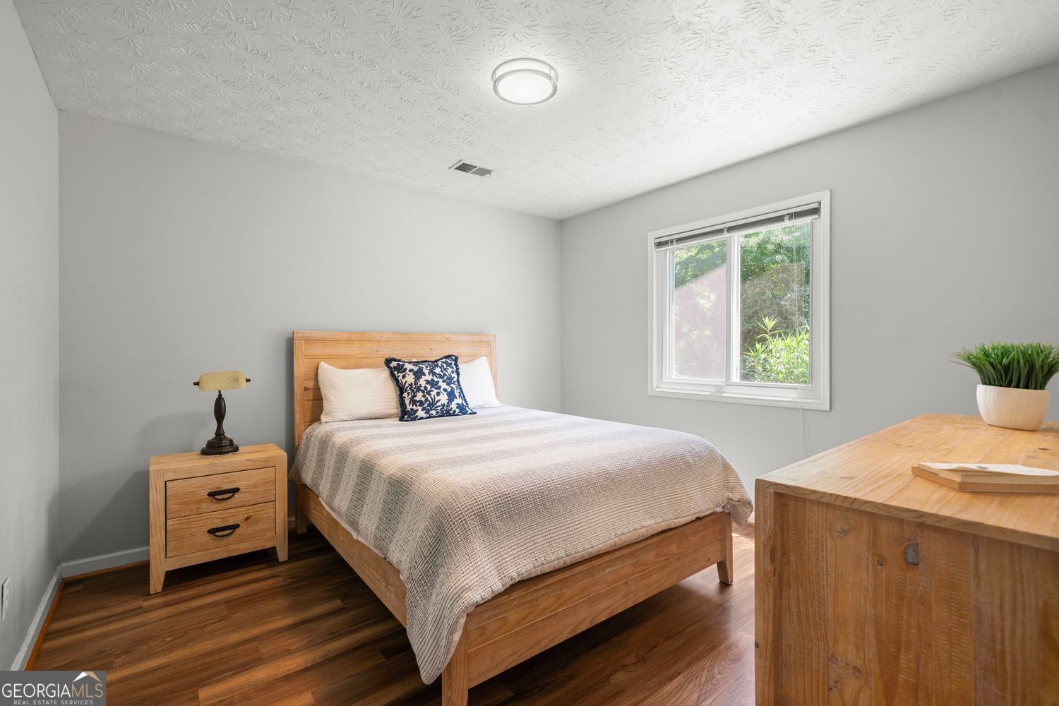 Suwanee, Georgia 30024, United States, 3 Bedrooms Bedrooms, ,2 BathroomsBathrooms,Residential,Active,192313