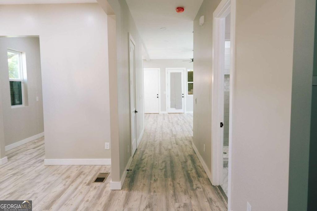 Photo of 726 Windsor Street SW, Atlanta, GA 30310 (MLS # 10754995)