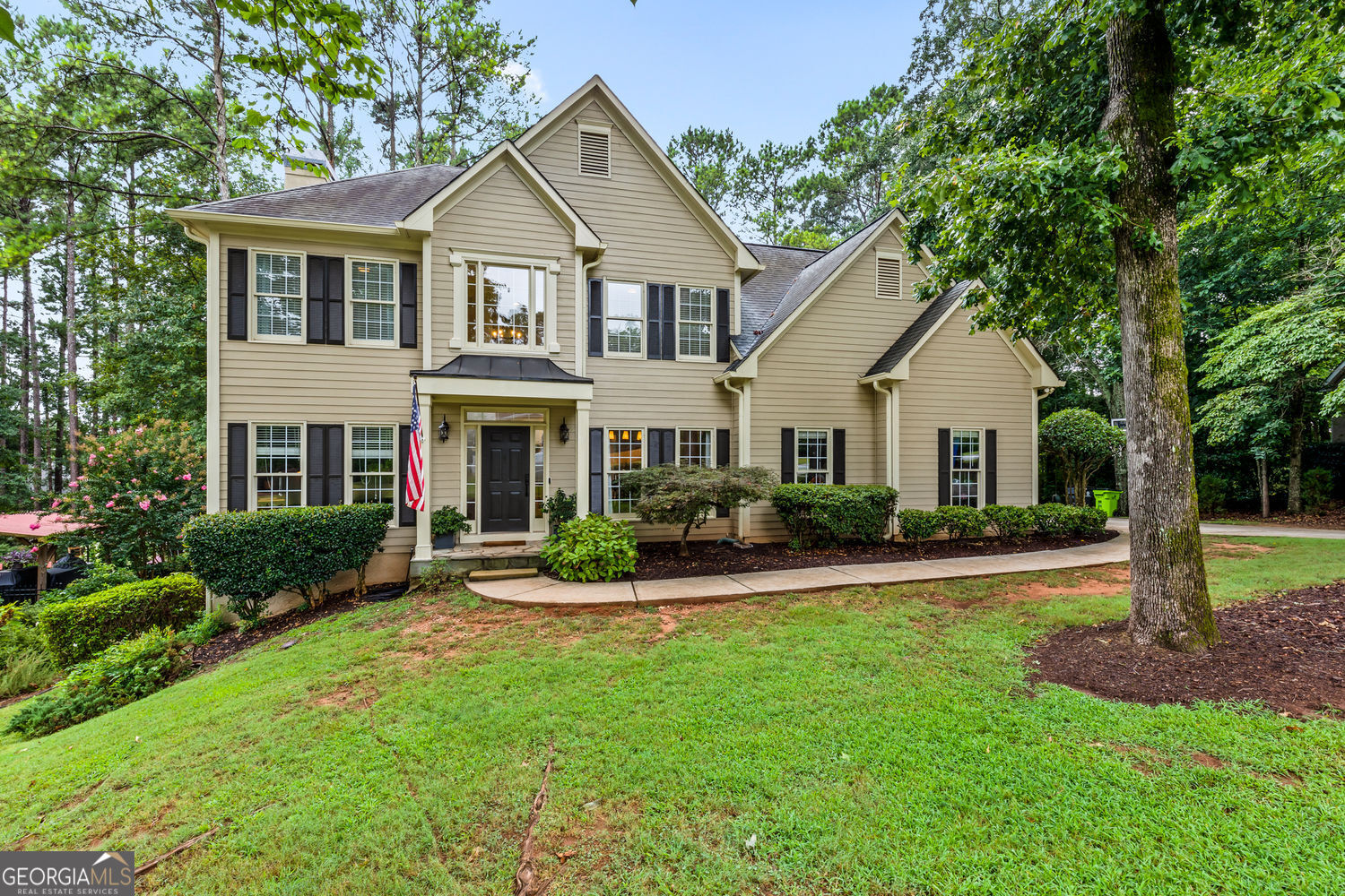 203 Palette LN