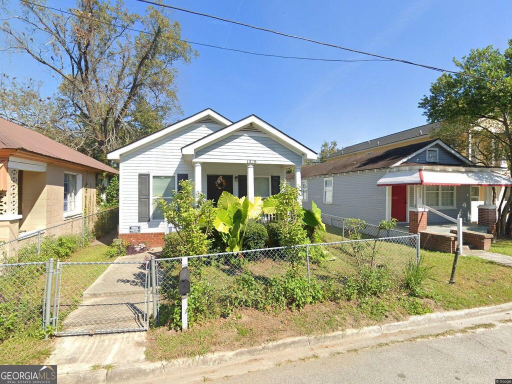 Photo of 1328 New Castle Street, Savannah, GA 31415 (MLS # 10731304)