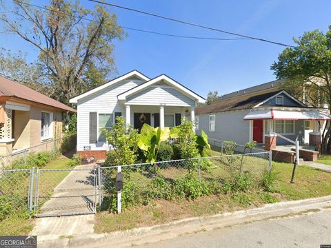 1328 New Castle ST Savannah GA 31415