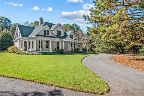 A home in Bishop