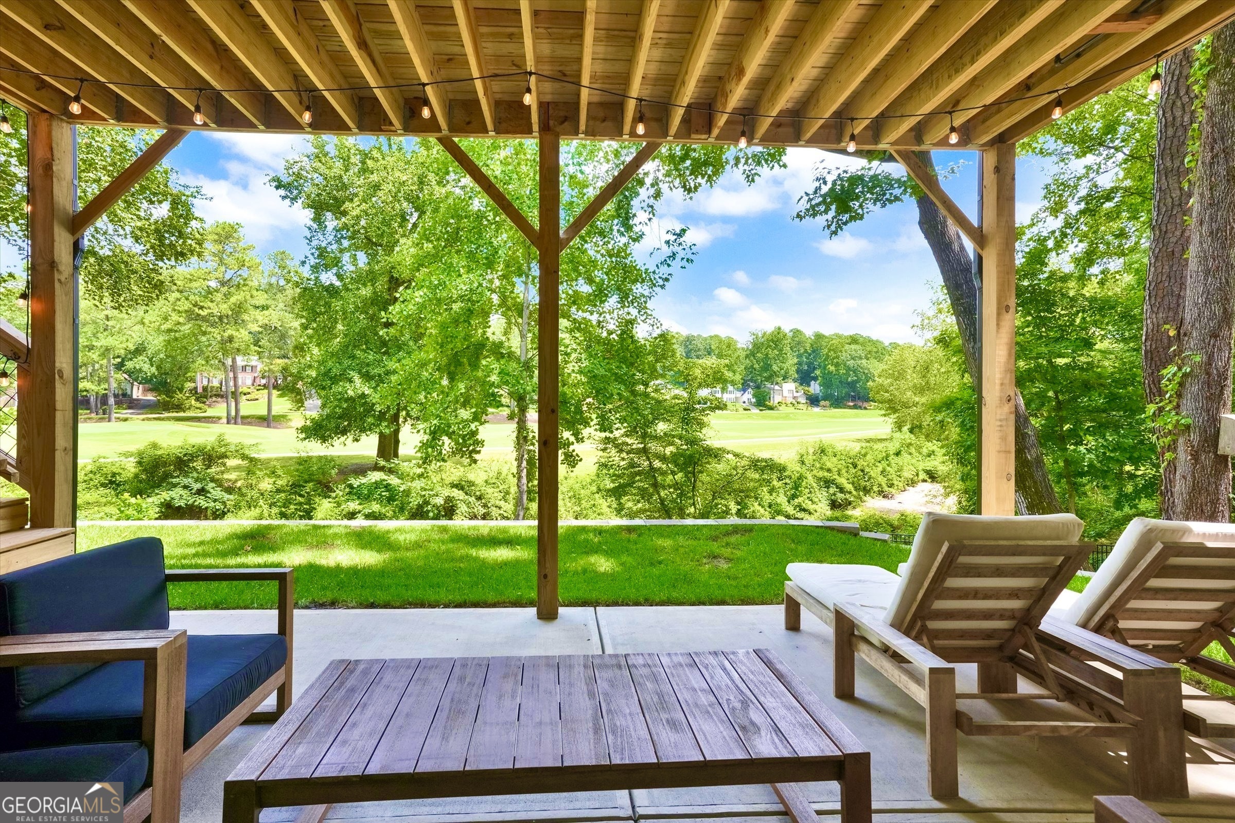 564 GREYSTONE TRCE