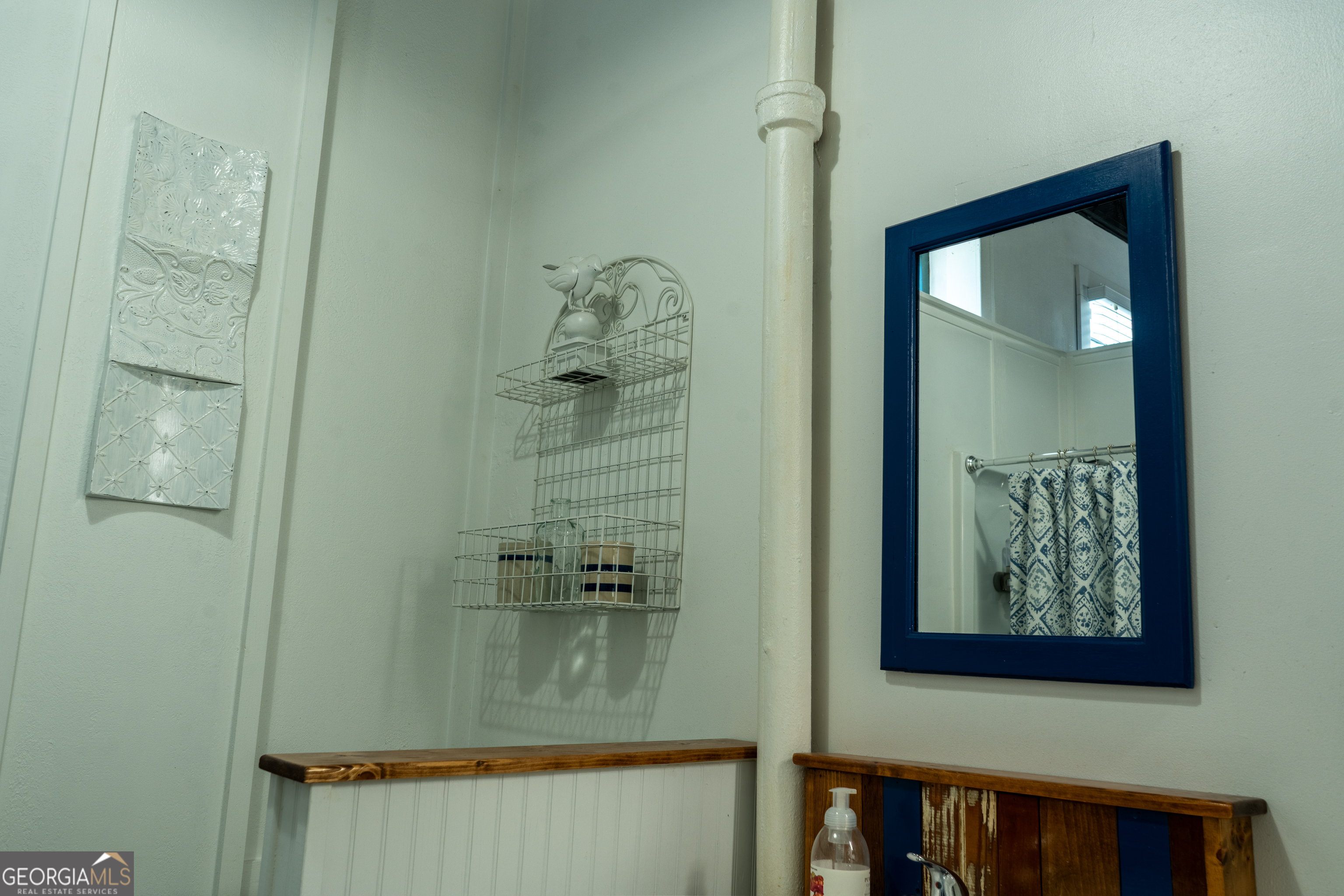 Toccoa, Georgia 30577, United States, 2 Bedrooms Bedrooms, ,4 BathroomsBathrooms,Residential,Active,105384