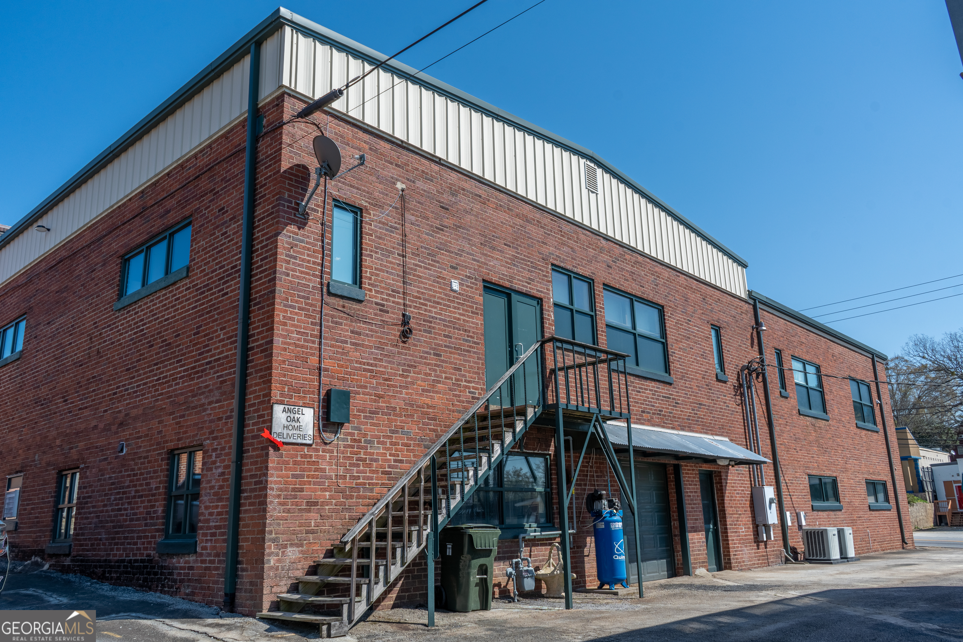 Toccoa, Georgia 30577, United States, 2 Bedrooms Bedrooms, ,4 BathroomsBathrooms,Residential,Active,105384