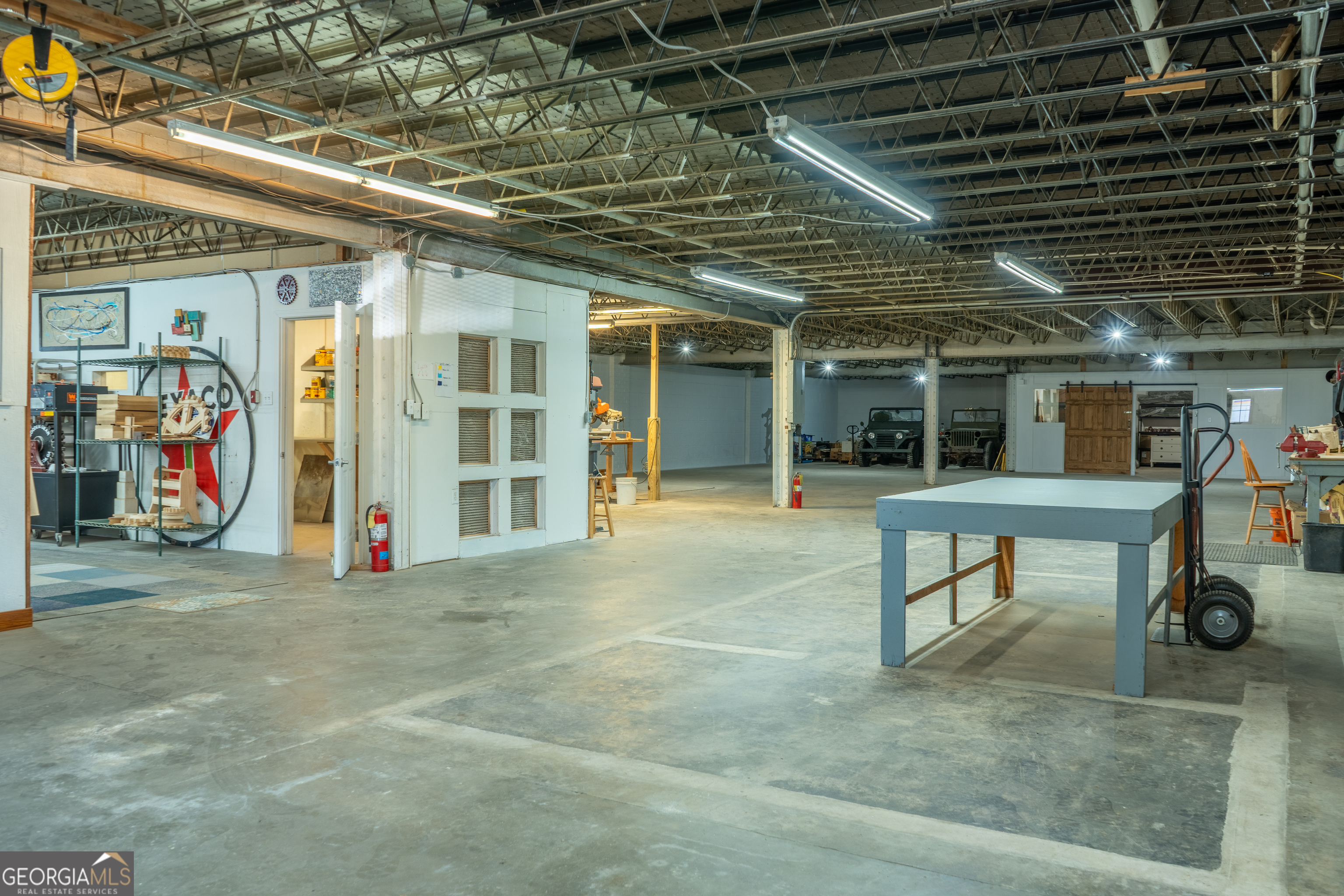 Toccoa, Georgia 30577, United States, 2 Bedrooms Bedrooms, ,4 BathroomsBathrooms,Residential,Active,105384