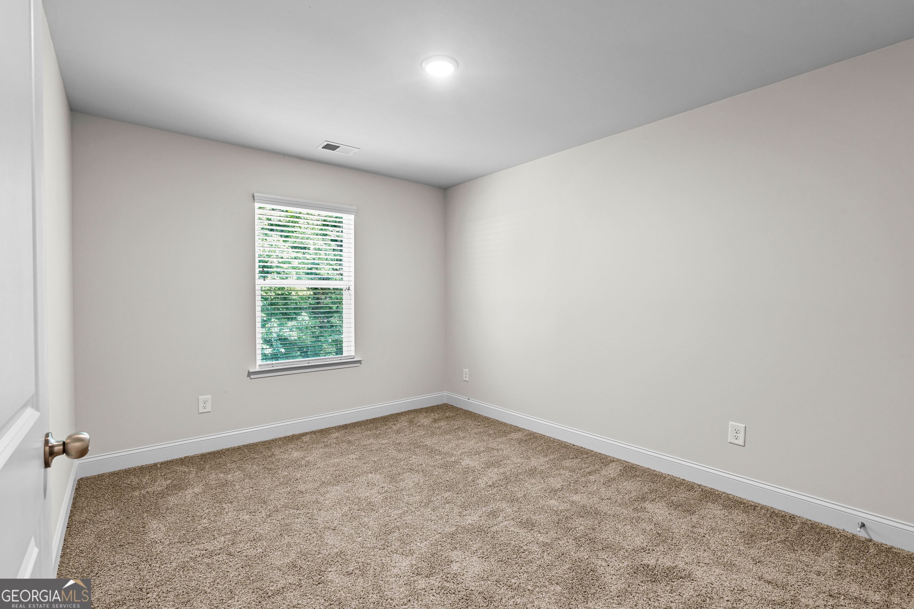 Covington, Georgia 30014, United States, 3 Bedrooms Bedrooms, ,3 BathroomsBathrooms,Residential,Active,197117