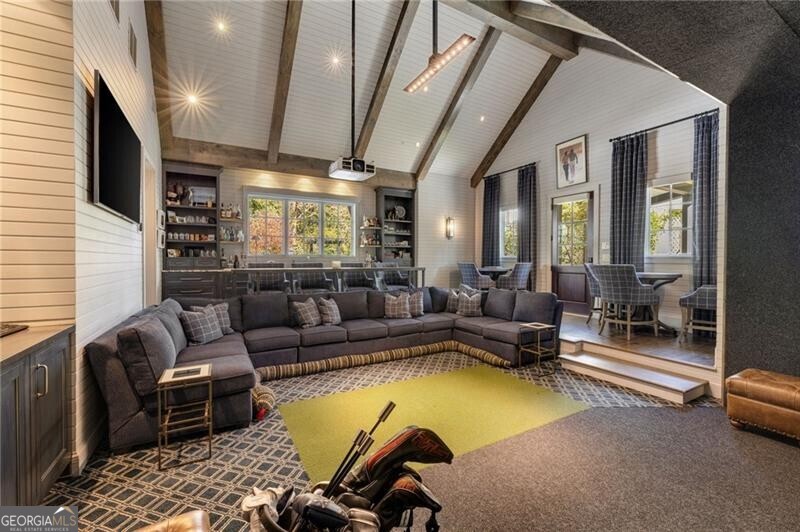 Tuxedo Park - Residential