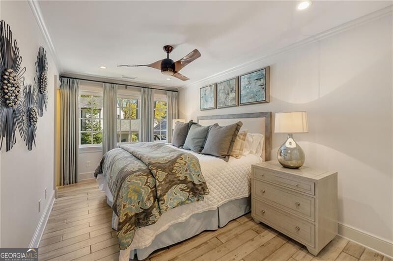 Tuxedo Park - Residential