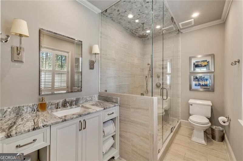 Tuxedo Park - Residential