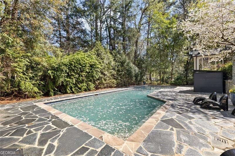 Tuxedo Park - Residential