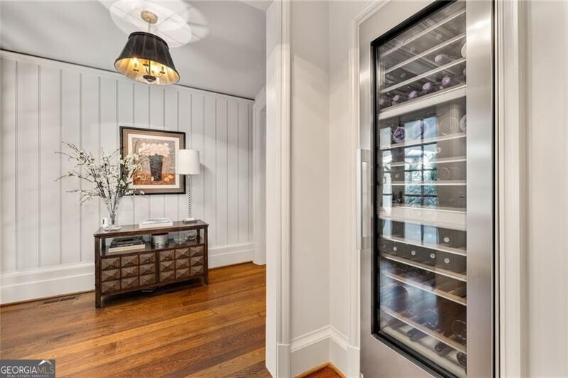 Tuxedo Park - Residential