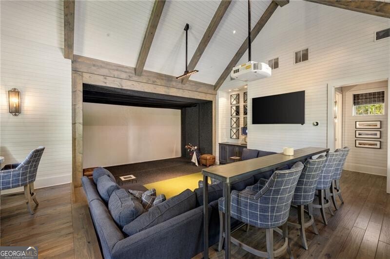 Tuxedo Park - Residential