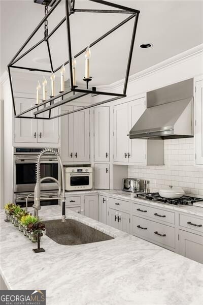 Tuxedo Park - Residential