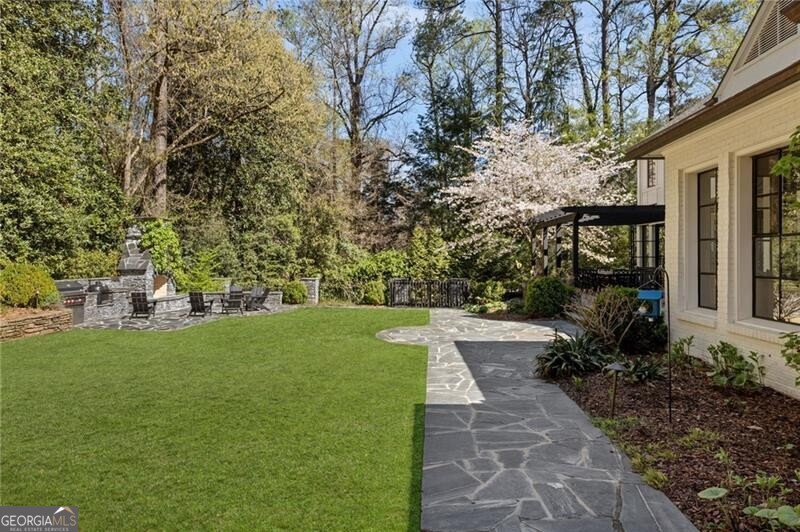 Tuxedo Park - Residential