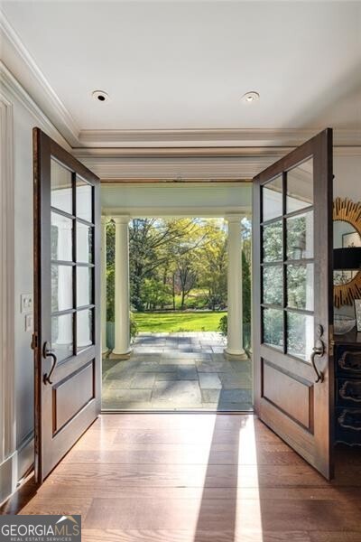 Tuxedo Park - Residential