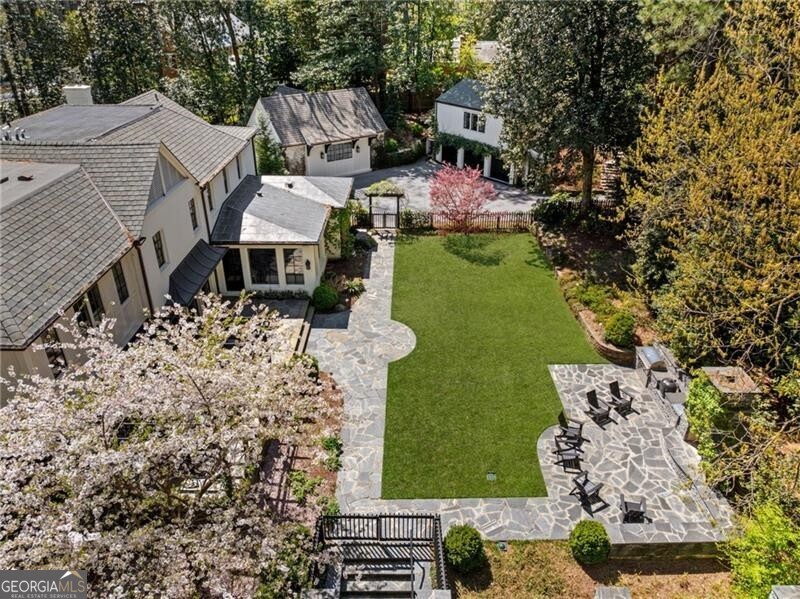 Tuxedo Park - Residential